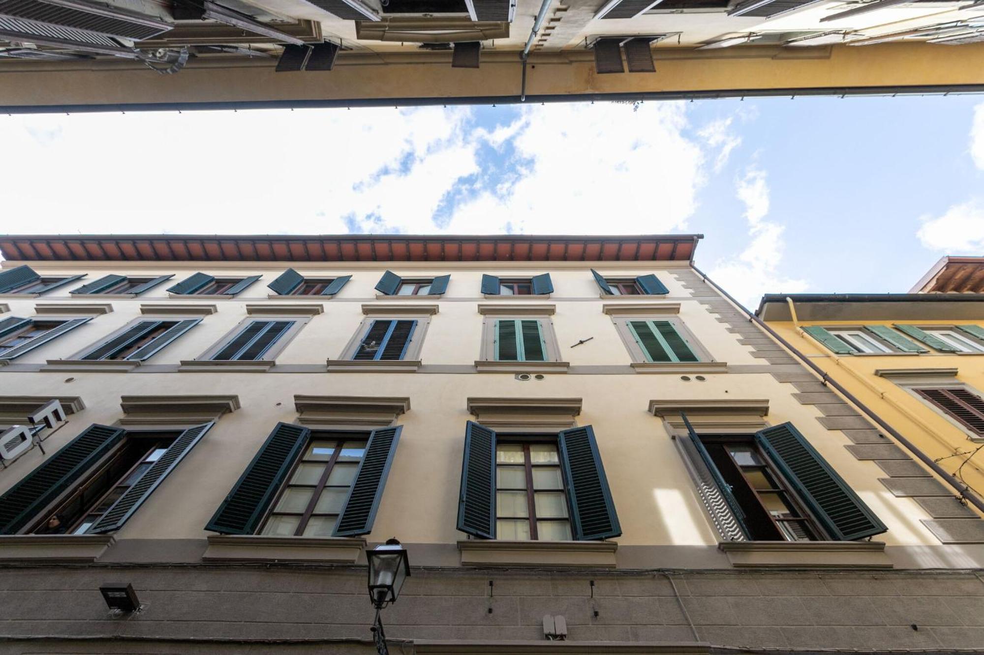 Antonino By Halldis Florence Buitenkant foto